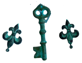 Verdigris Charms - Fleur De Lis & Key - Scrap Of Your Life 