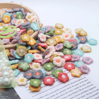 Studio Boutique - Multicolour Knitted Blossom Flowers - Scrap Of Your Life 