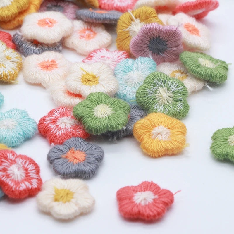 Studio Boutique - Multicolour Knitted Blossom Flowers - Scrap Of Your Life 